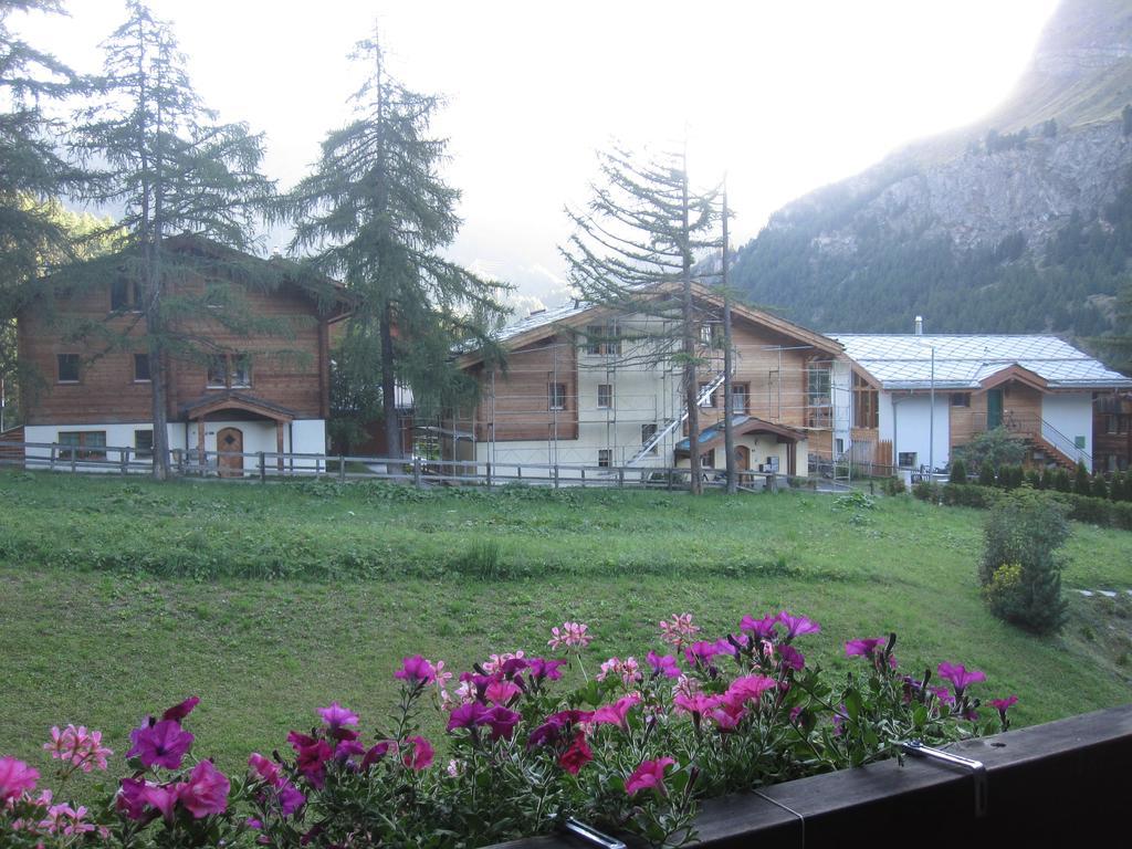 Ferienwohnung Haus Marico Zermatt Zimmer foto